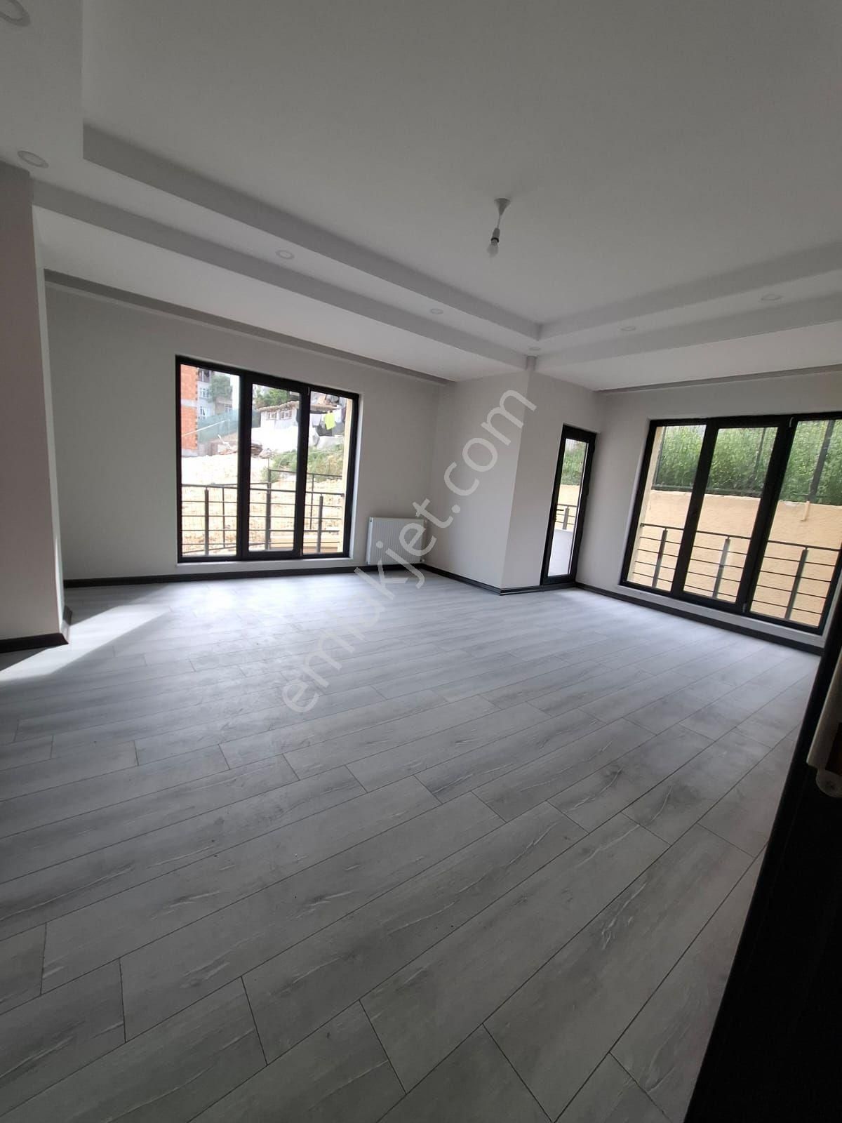2+1 90m2 Tahtakale Mahallesi