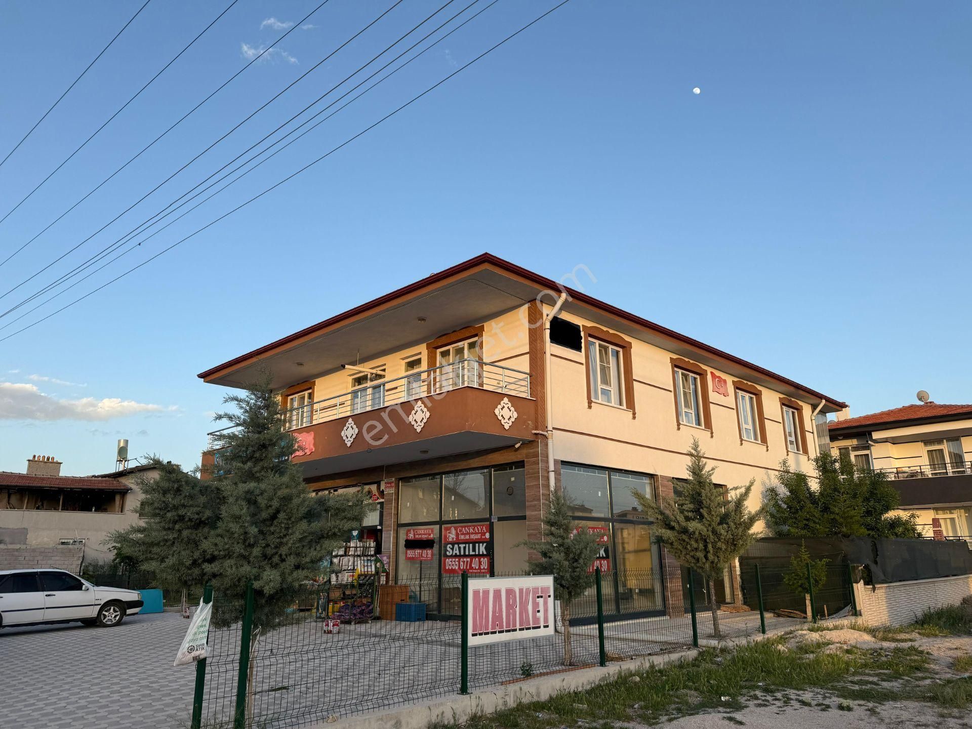 Meram / Alakova 'da 100m2 + 50m2 (depolu) Yatırımlık Kiracılı Satılık Dükkan