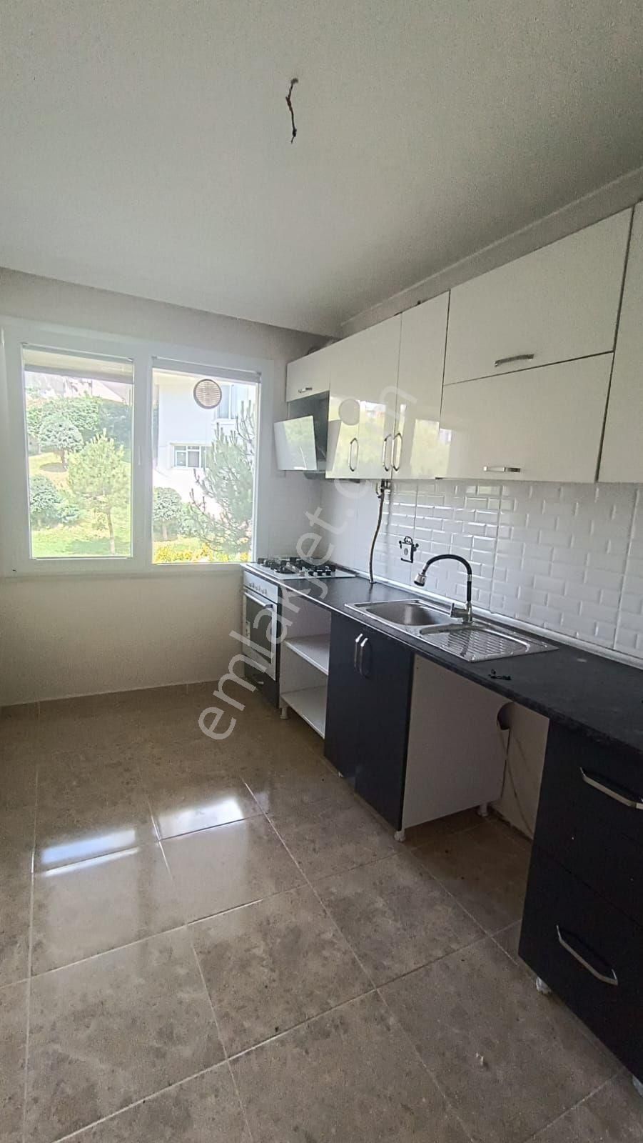 Kavaklı'da Site İçinde Yüksek Giriş 2+1 Daire
