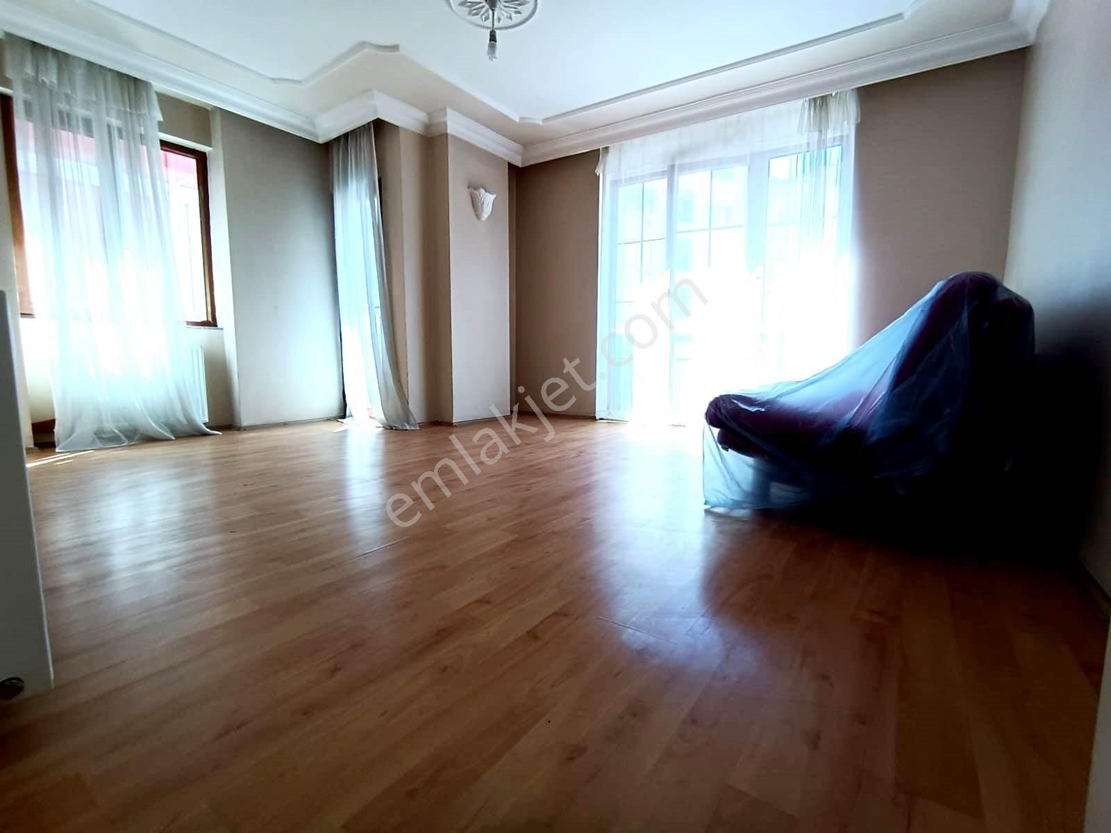 Kiralık Daire Pendik Esenyalı Mahallesi