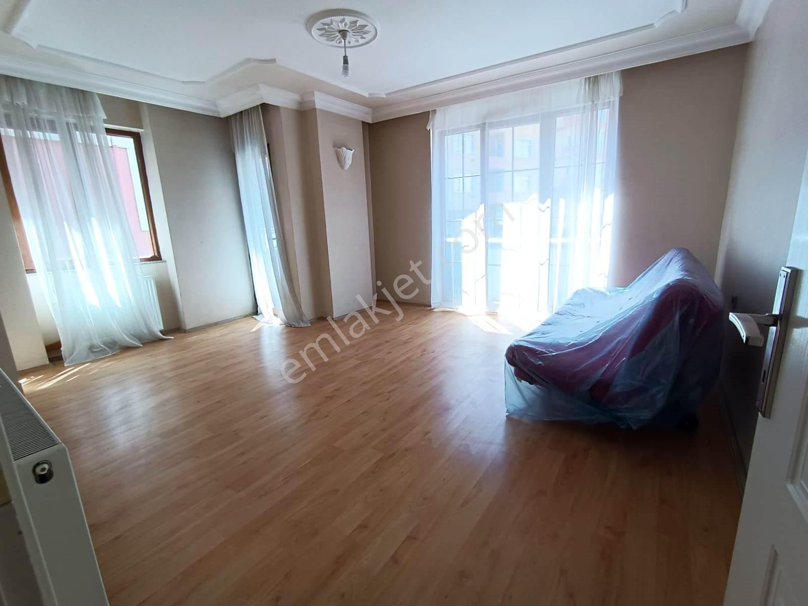 Kiralık Daire Pendik Esenyalı Mahallesi