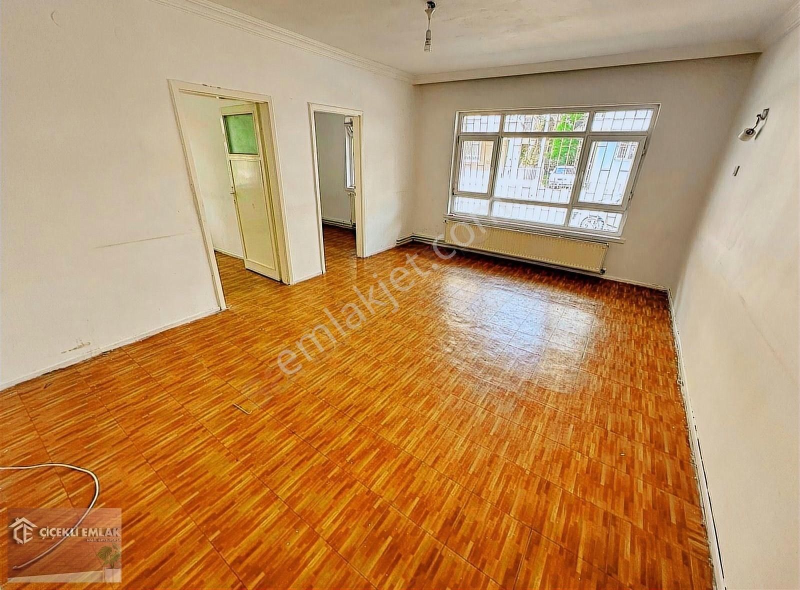 Bursa Caddesi Yakını Kerim Sk'ta 3+1 Y.giriş Ön Altta Daire Var