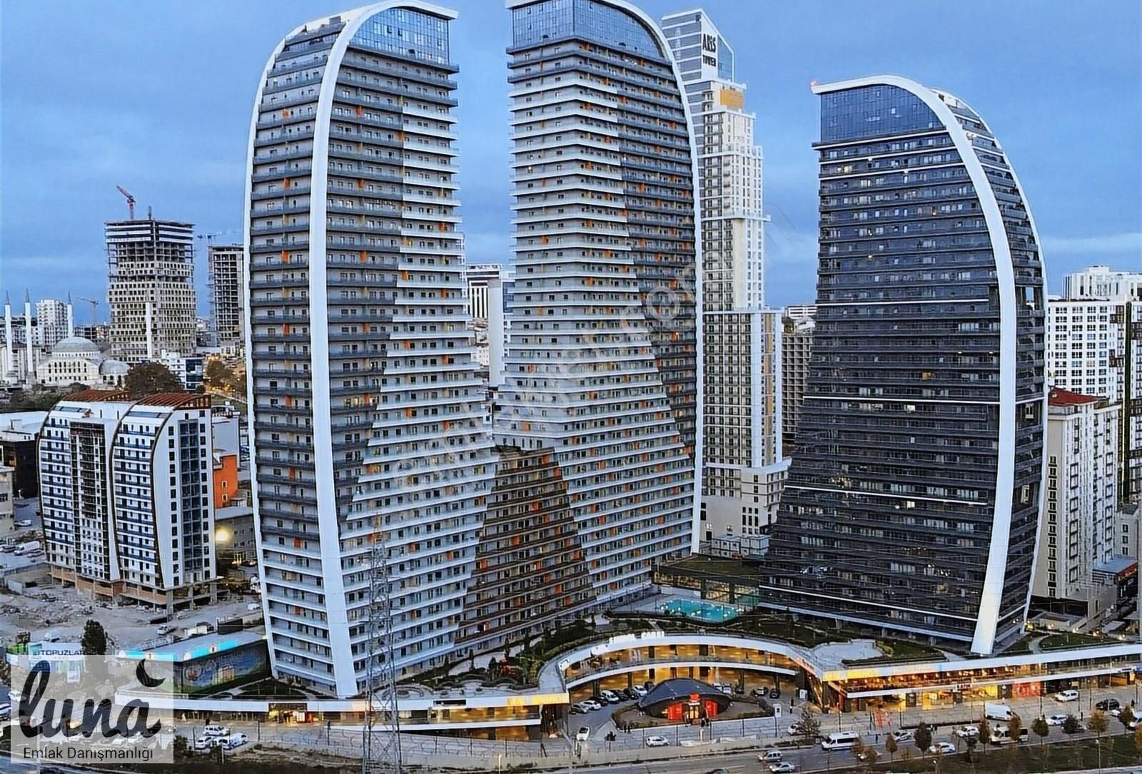 Sembol İstanbul Satılık Büyük Tip 1+1 Ful Eşyalı Hemen Teslim