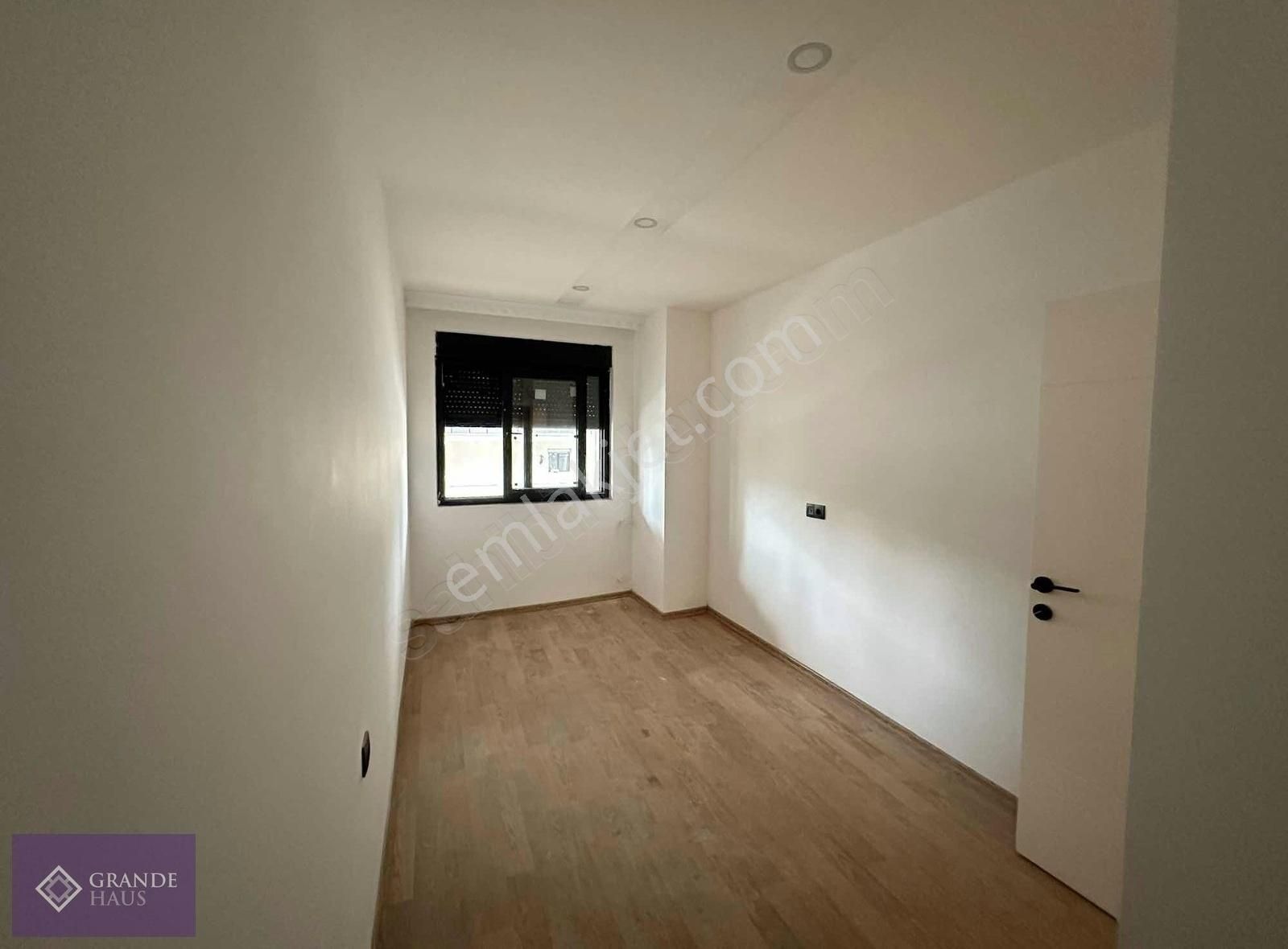 Gençlik Mah.havuzlu Sitede Satılık 2+1 Sıfır Daire - Görsel 4