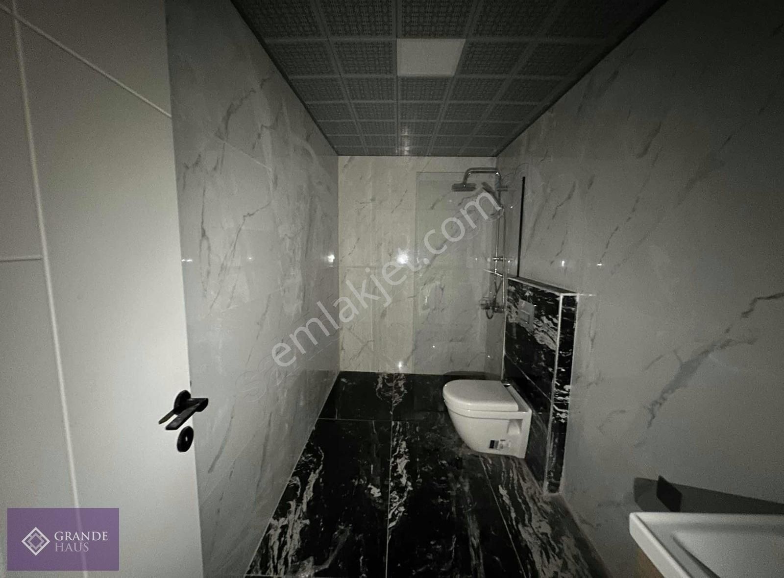 Gençlik Mah.havuzlu Sitede Satılık 2+1 Sıfır Daire - Görsel 15