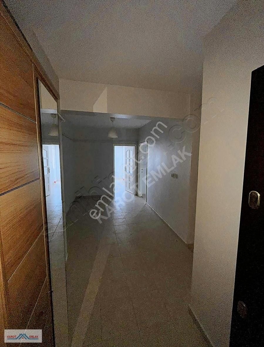 Mevlana Ahallesi Cadde Üzeri Kiralık 2+1 Daire