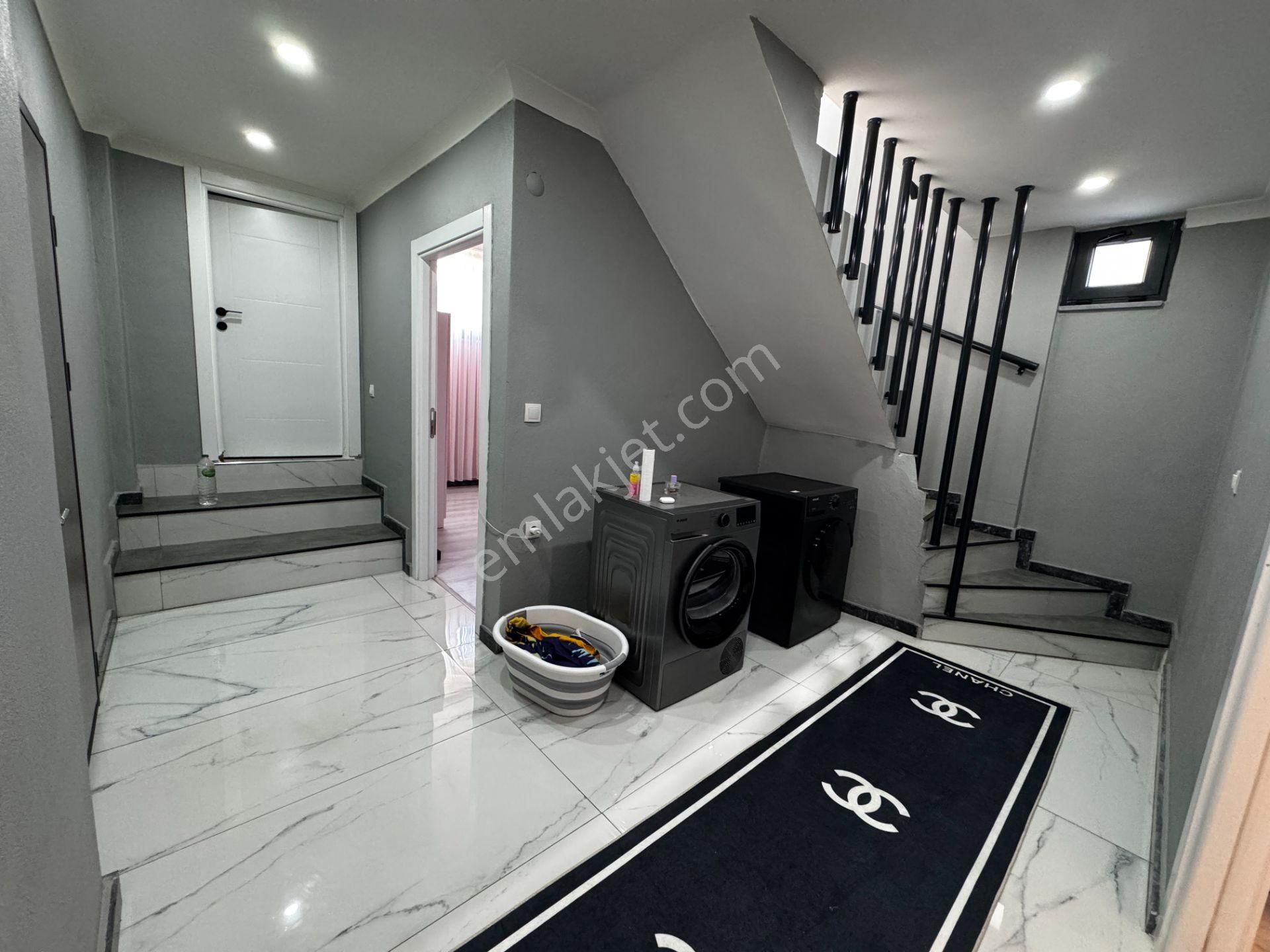 Çekmeköy Ekşioğlunda Ferah Ve Kullanışlı 4+1 Ters Dubleks Daire - Görsel 12