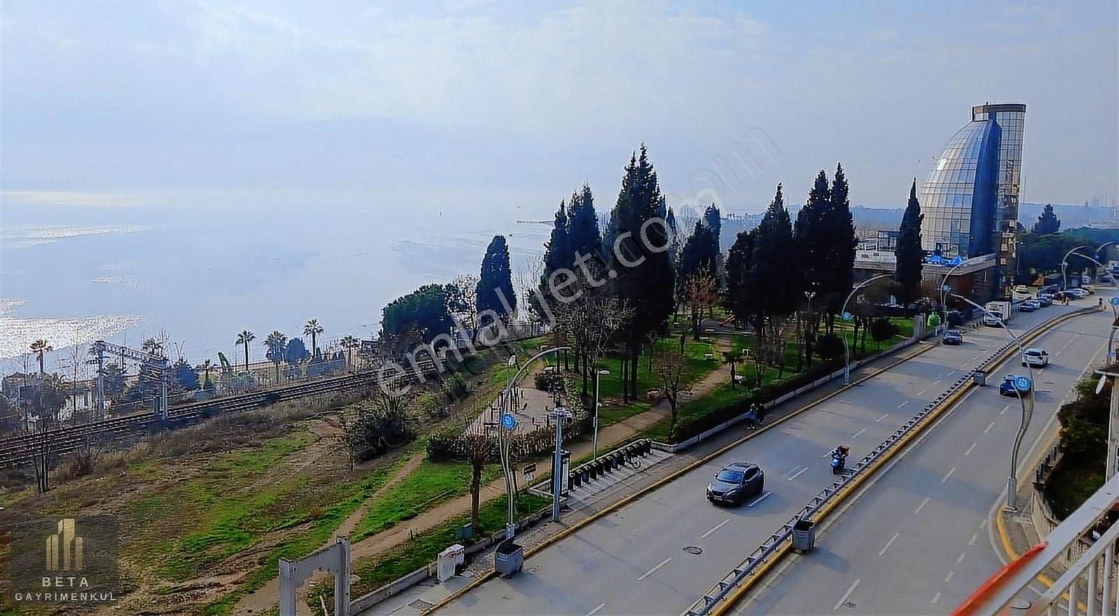 Beta Gayrimenkulden Site İçinde Deniz Manzaralı Kiralık Daire