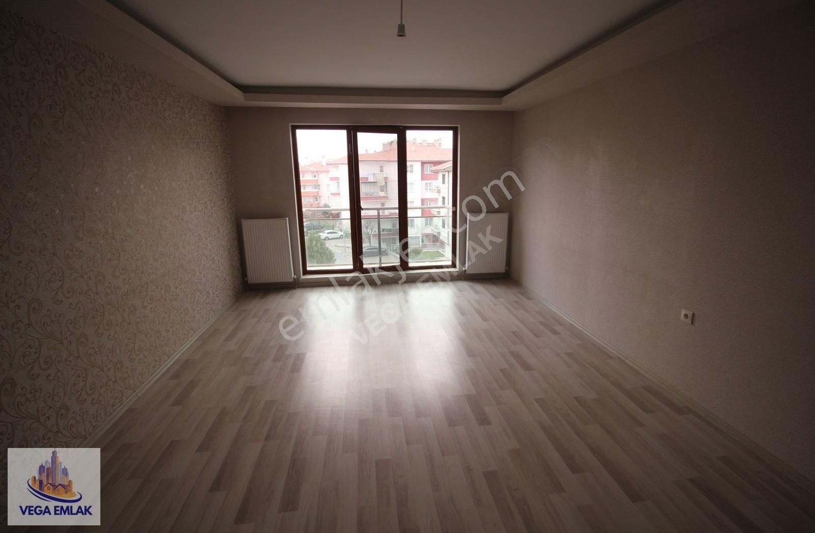 Vega Emlak'tan Protokol Yolu Yakını Ön Cephe 4+1 Full Yapı Daire - Görsel 31