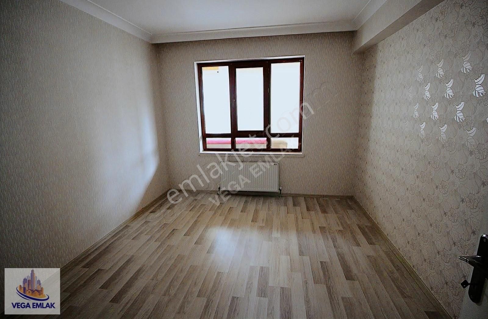 Vega Emlak'tan Protokol Yolu Yakını Ön Cephe 4+1 Full Yapı Daire - Görsel 15