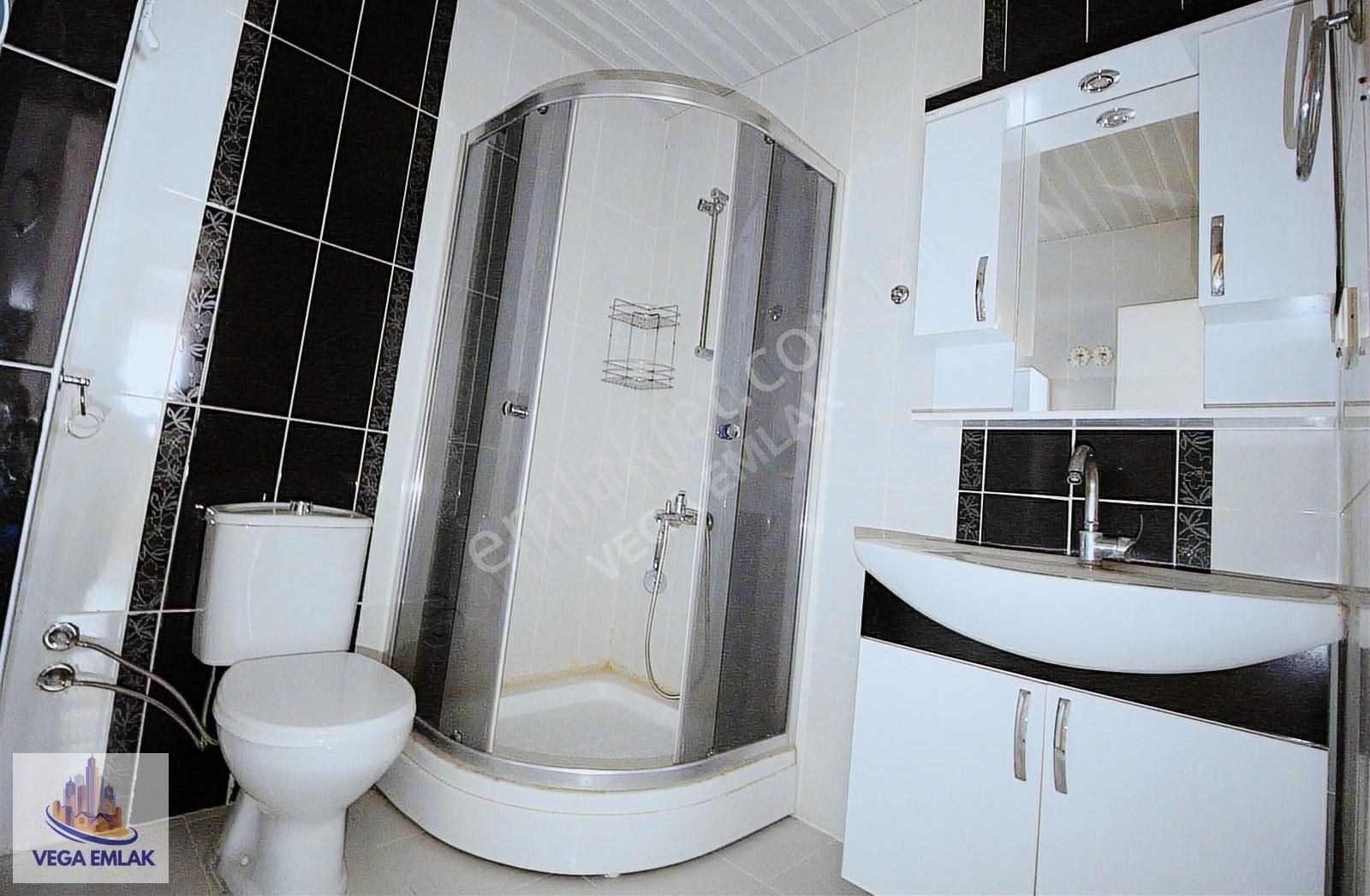 Vega Emlak'tan Protokol Yolu Yakını Ön Cephe 4+1 Full Yapı Daire - Görsel 8