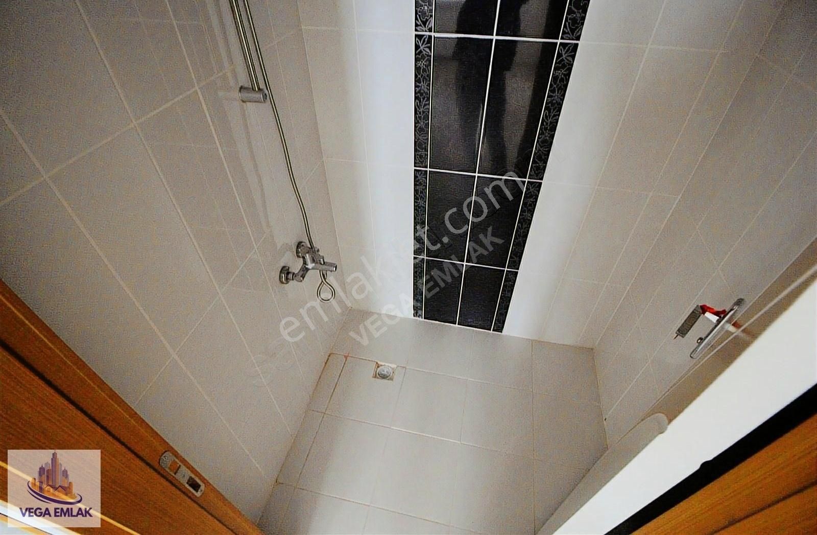 Vega Emlak'tan Protokol Yolu Yakını Ön Cephe 4+1 Full Yapı Daire - Görsel 12