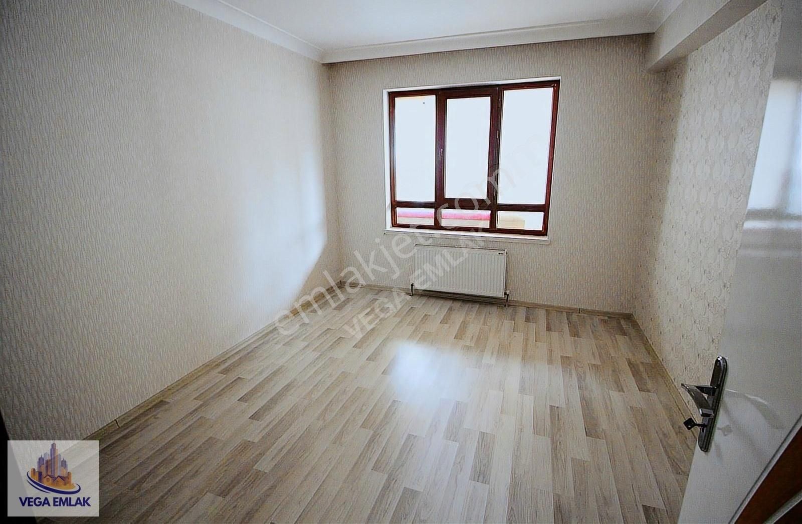 Vega Emlak'tan Protokol Yolu Yakını Ön Cephe 4+1 Full Yapı Daire - Görsel 22