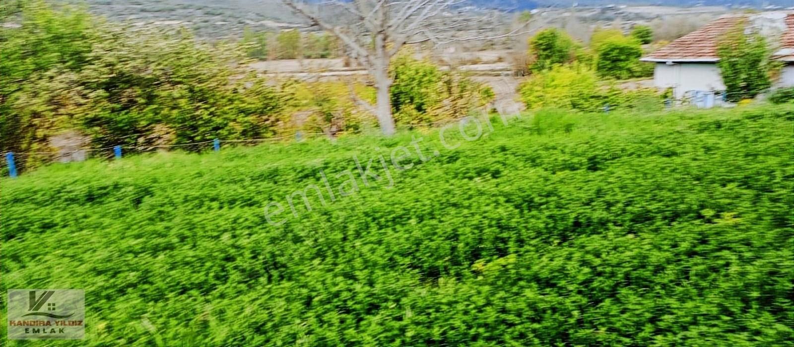 Kastamonu Hanönü İçakırçay Mevkiinde Merkeze 4 Km.3067 M2 Arazi