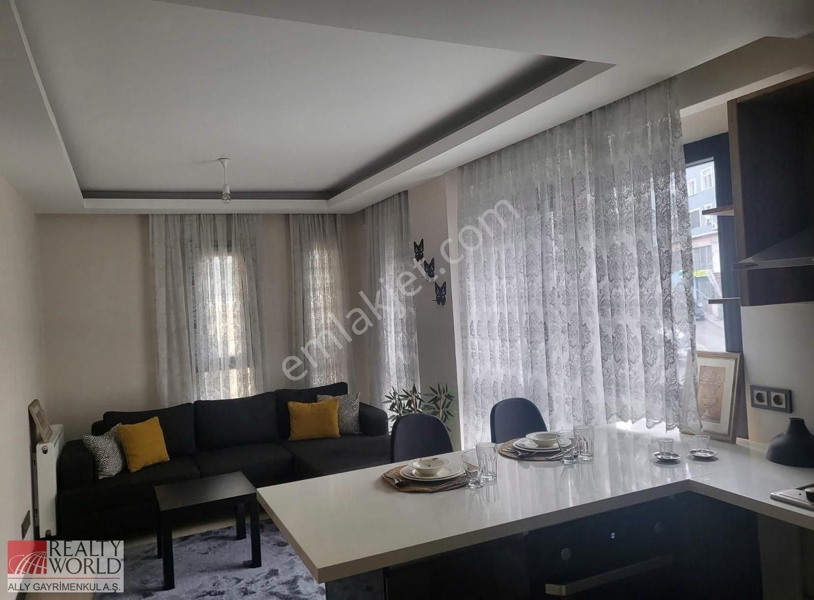 Metrolara 10 Metre Mesafede İva Suite 1+1 Kiralık Daire
