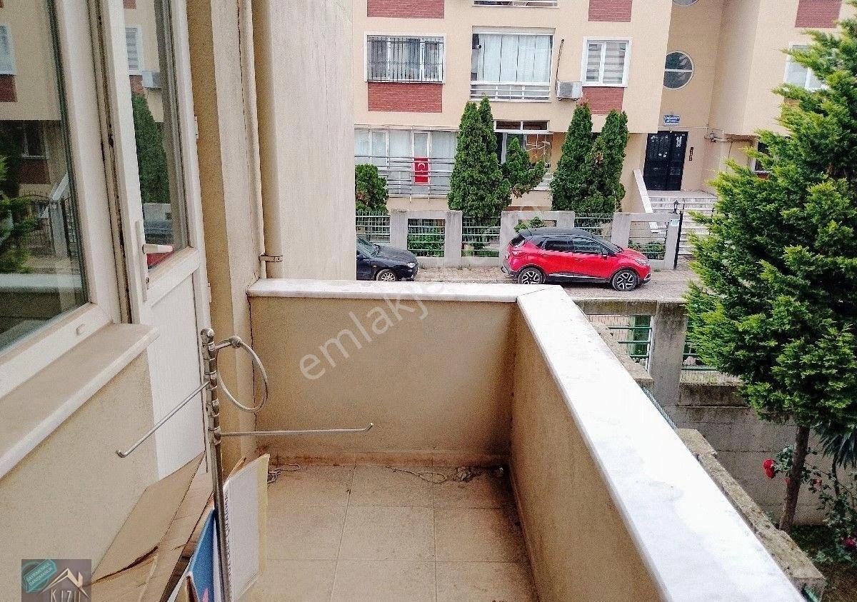 Körfez Mimar Sinan Mahallesi'nde Ful Eşyalı Arakat Daire - Görsel 32