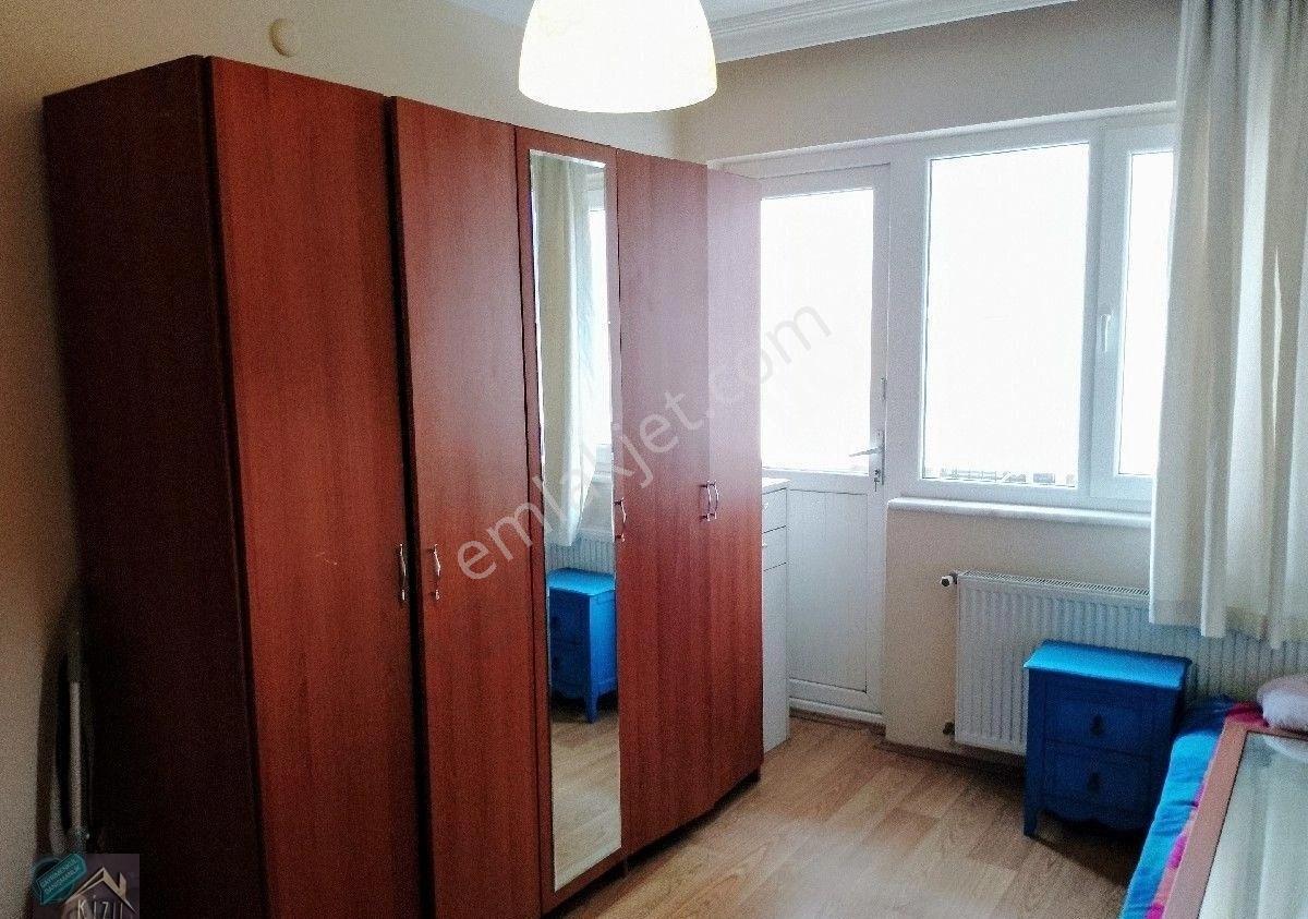 Körfez Mimar Sinan Mahallesi'nde Ful Eşyalı Arakat Daire - Görsel 27