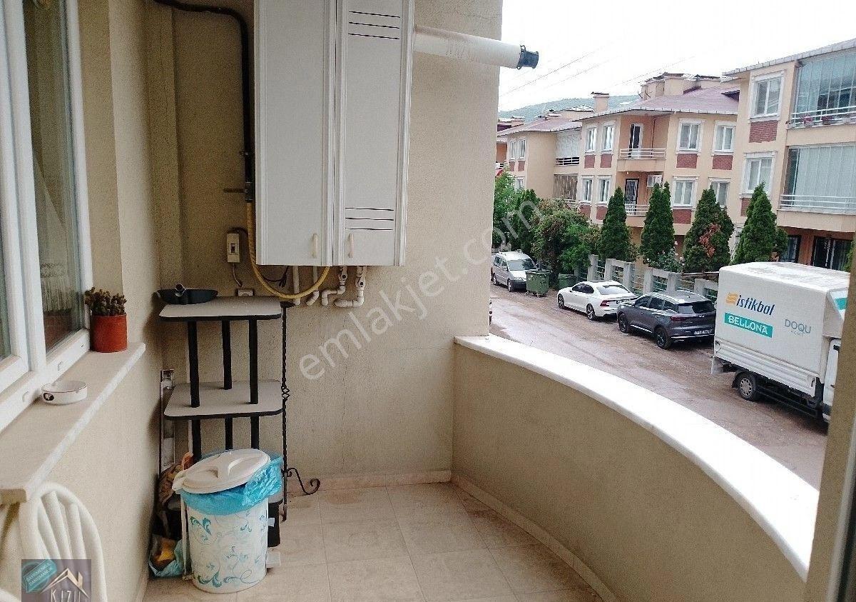 Körfez Mimar Sinan Mahallesi'nde Ful Eşyalı Arakat Daire - Görsel 22