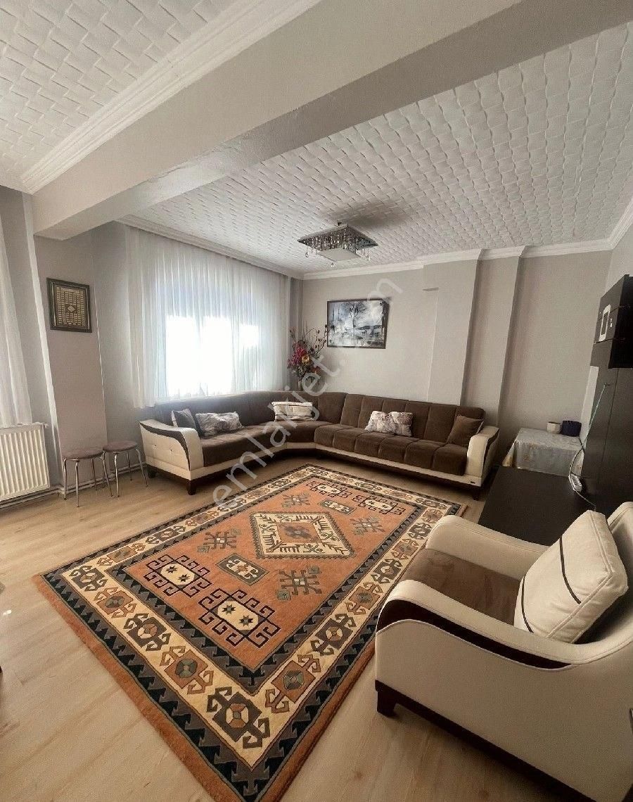 Bağcılar Kirazlı Kiralık Daire 3+1 Bakımlı Eşyalı