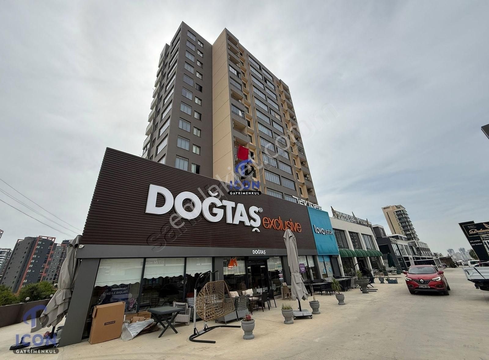 Icon'dan 34.cadde Tekince'de Eşyalı Lüks 2+1