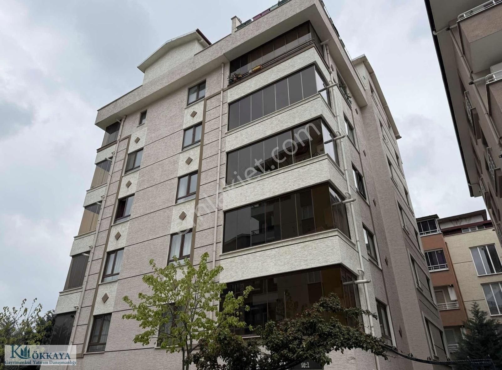 Kökkaya'dan Aile Apartmanında Kiralık 2+1 Daire