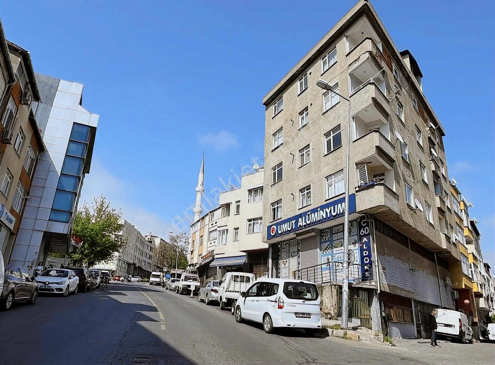 Merkezi Konumda_arakat_önü Açık _kiralık 2+1 Daire
