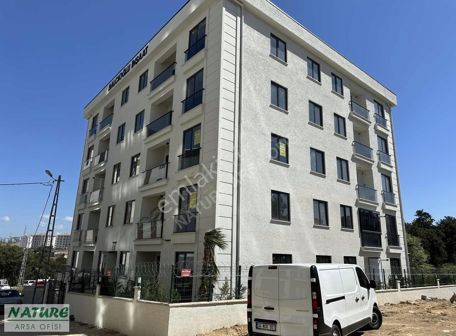 Tuzla Aydınlıda Sıfır Kullanılmamış 2+1 Daire