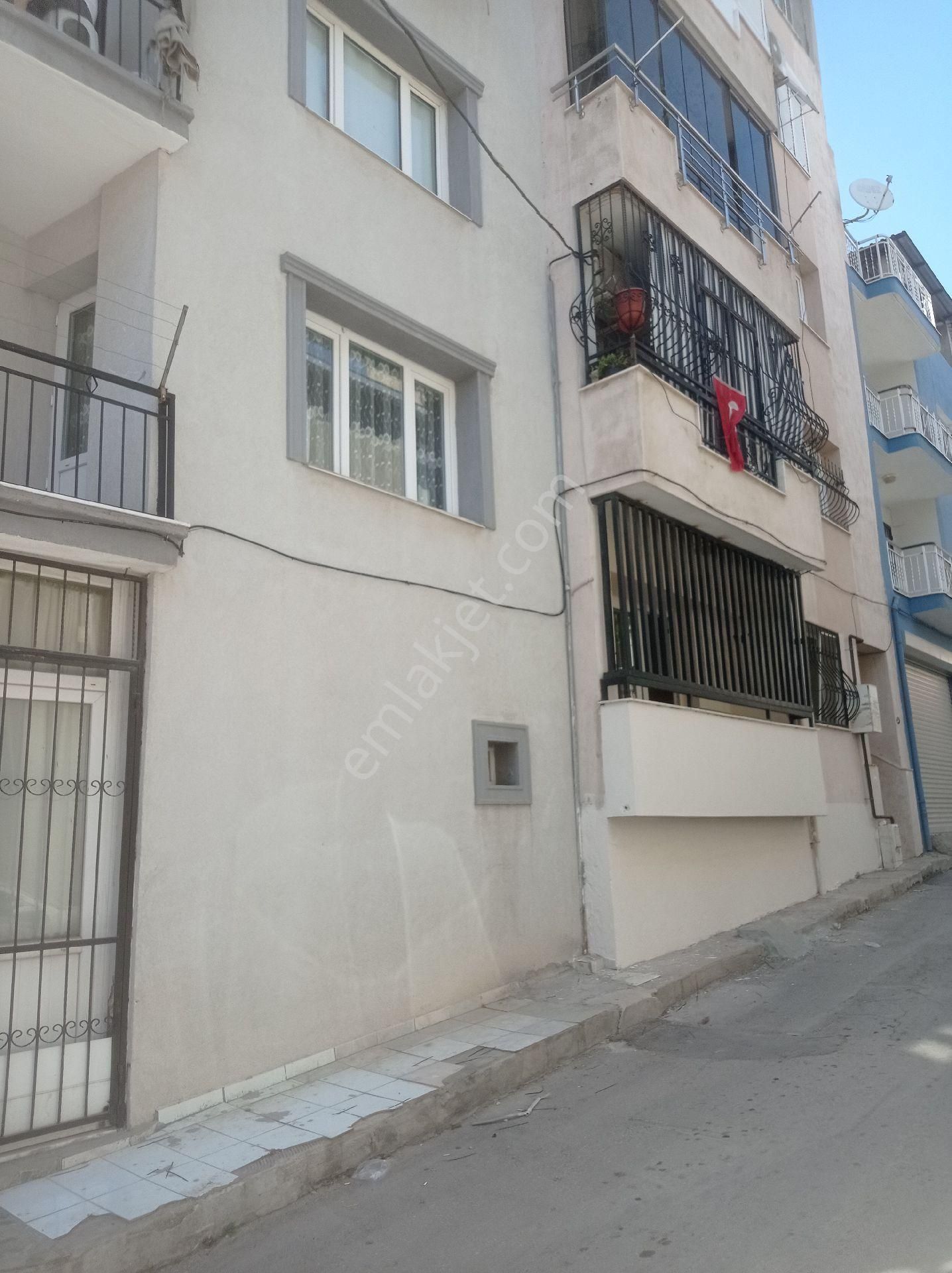 Sahibinden Bozyaka Kapalı Pazar Yakını 14 Yıllık Genç Daire