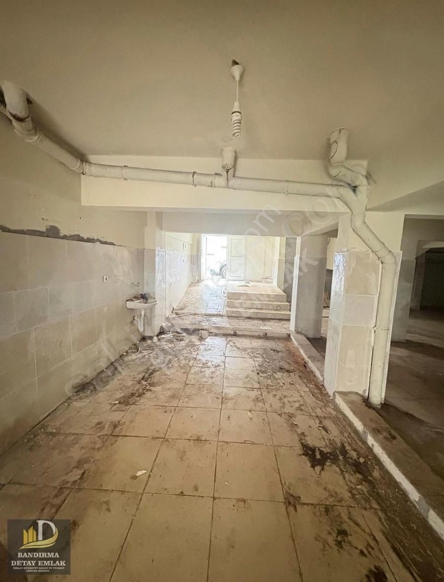 Detay Emlaktan Hacıyusuf Mh 2 Bölüm 170 Metrekare Kiralık Depo