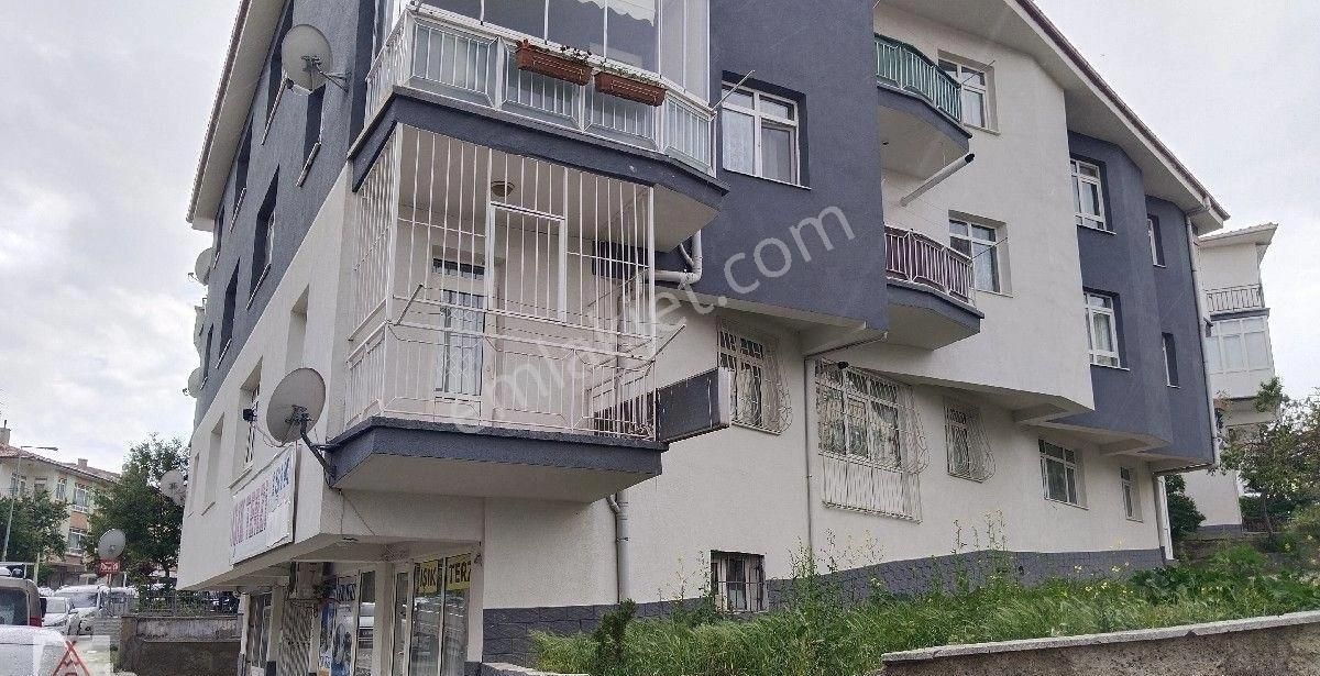 Uzman Emlak'tan Ara Kat 2+1 Full Eşyalı Mantolamalı Daire