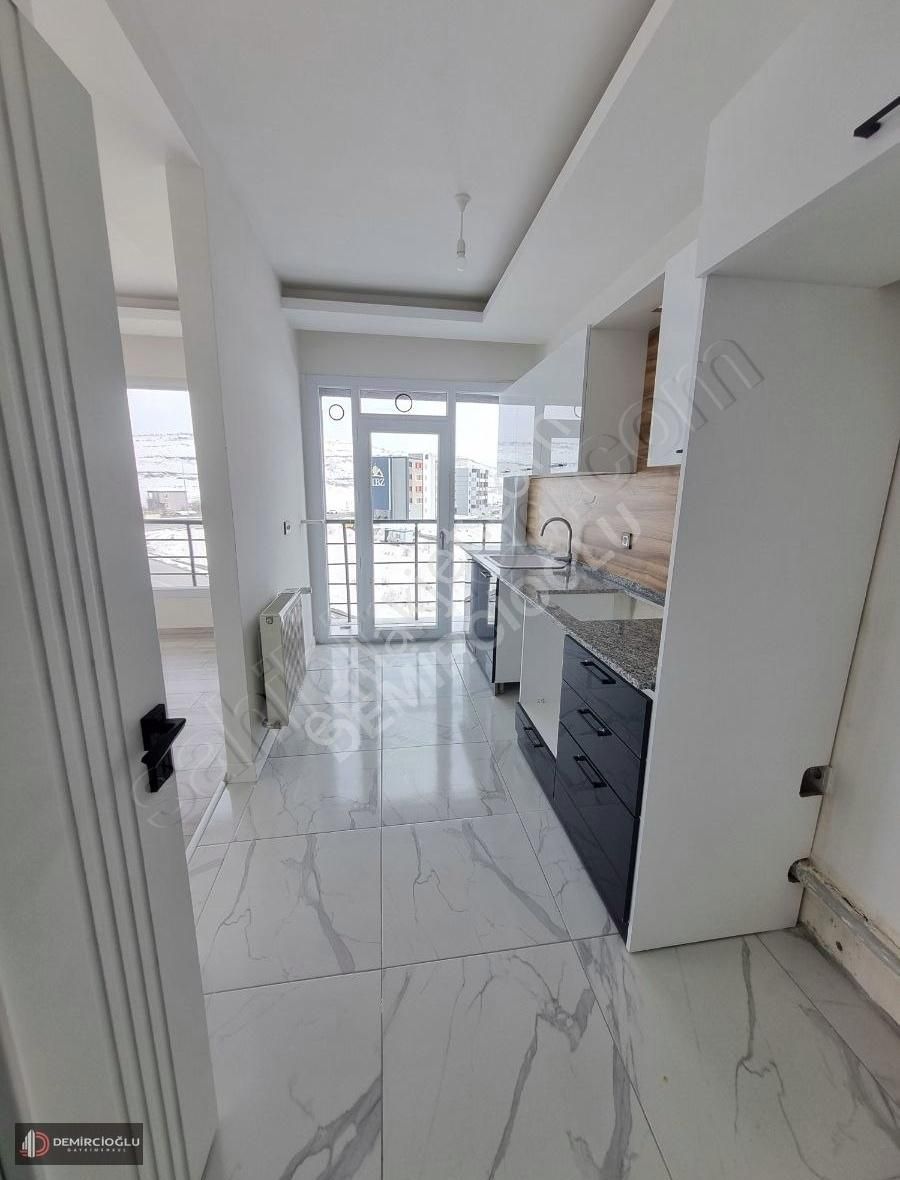 Sıfır Teslim 2,5+1 Uygun Rakam Acil Satılık( Güney Cepheler)