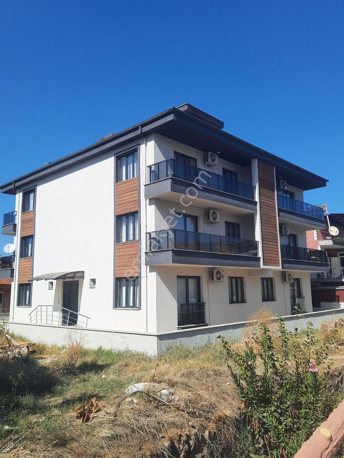 Balkonlu 1+1 Eşyalı