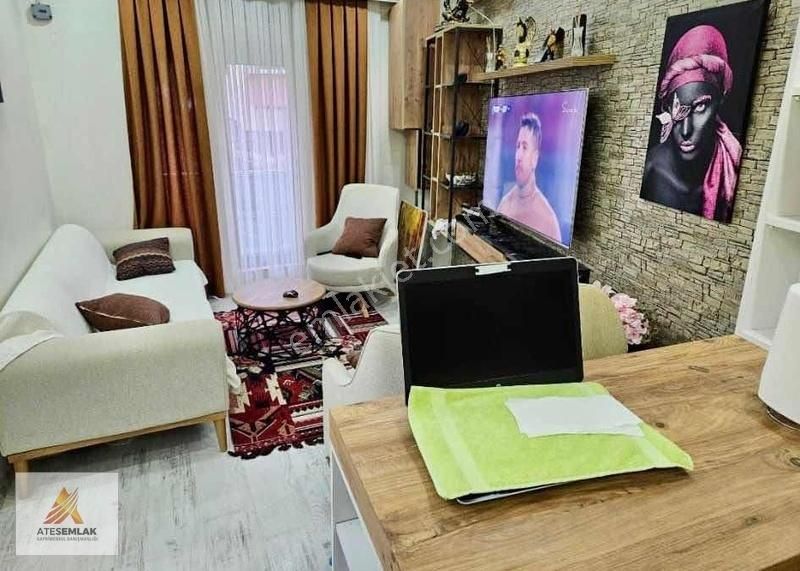 Mecidiyeköyde Satılık Daire 1+1