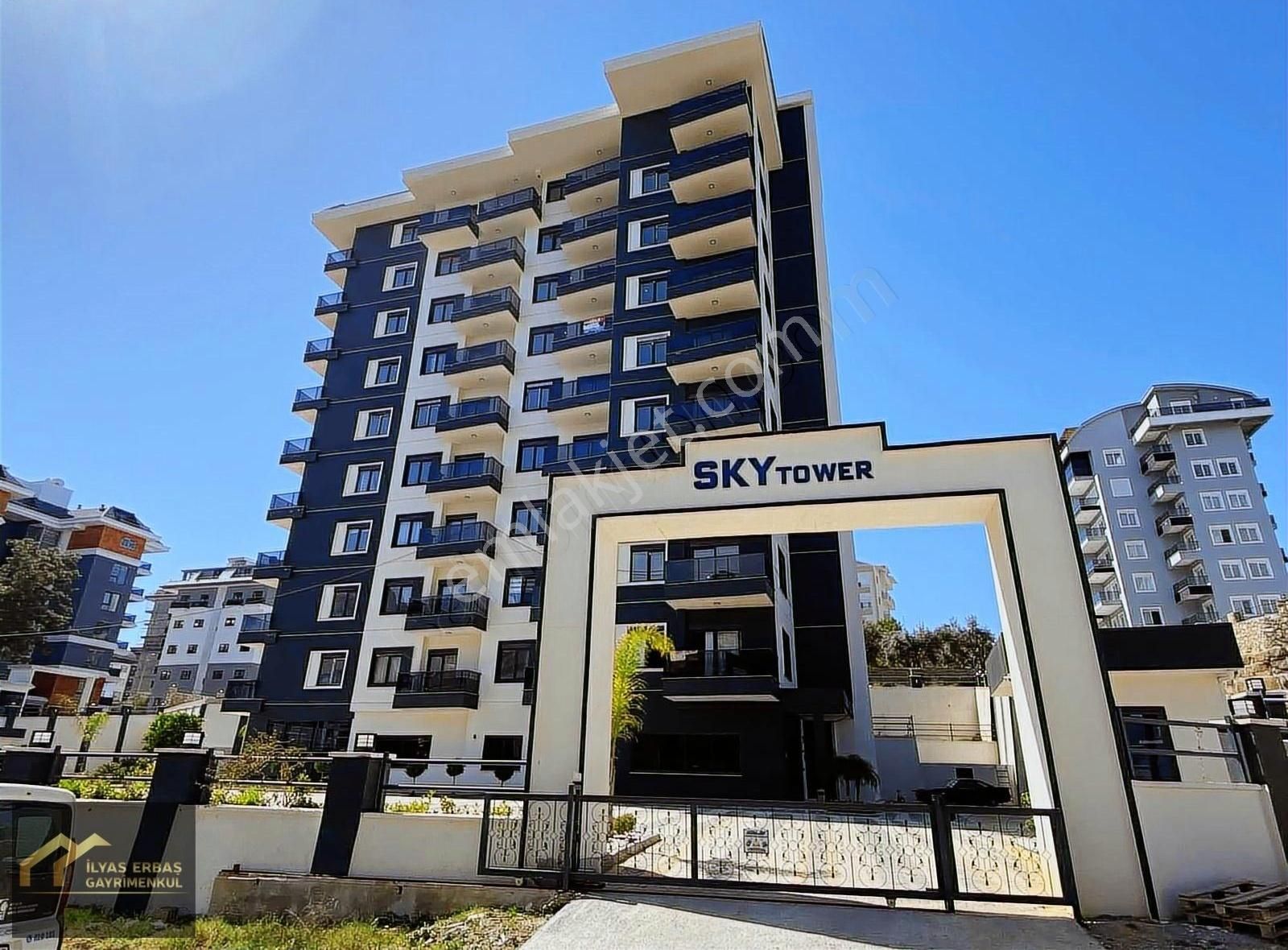 Avsallar Mahallesinde Sky Towerda Acil Satilik 2+1 Dupleks Daire