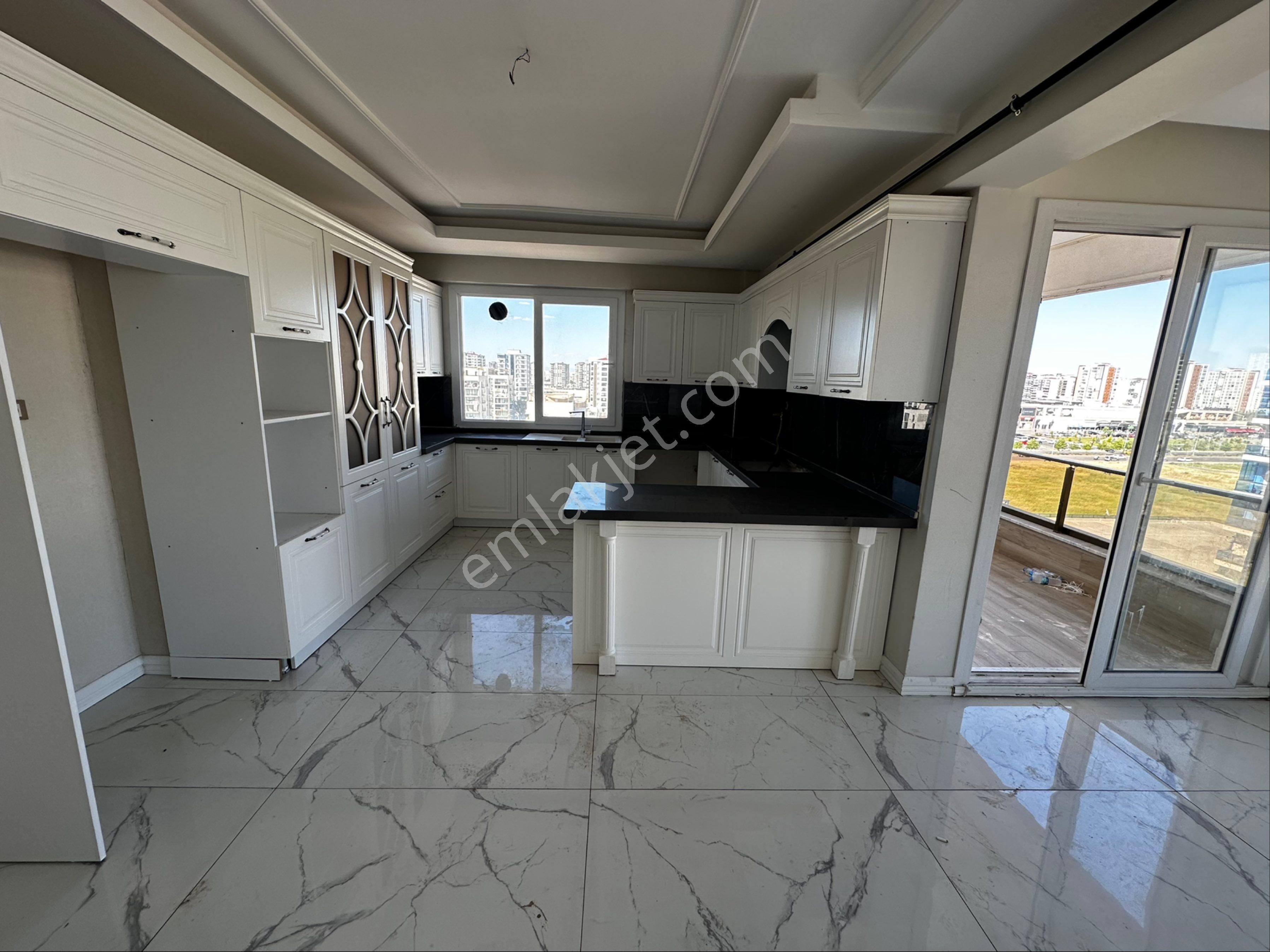 Smart'tan Winstown Karşısı 4.5+1 Lüks Daire