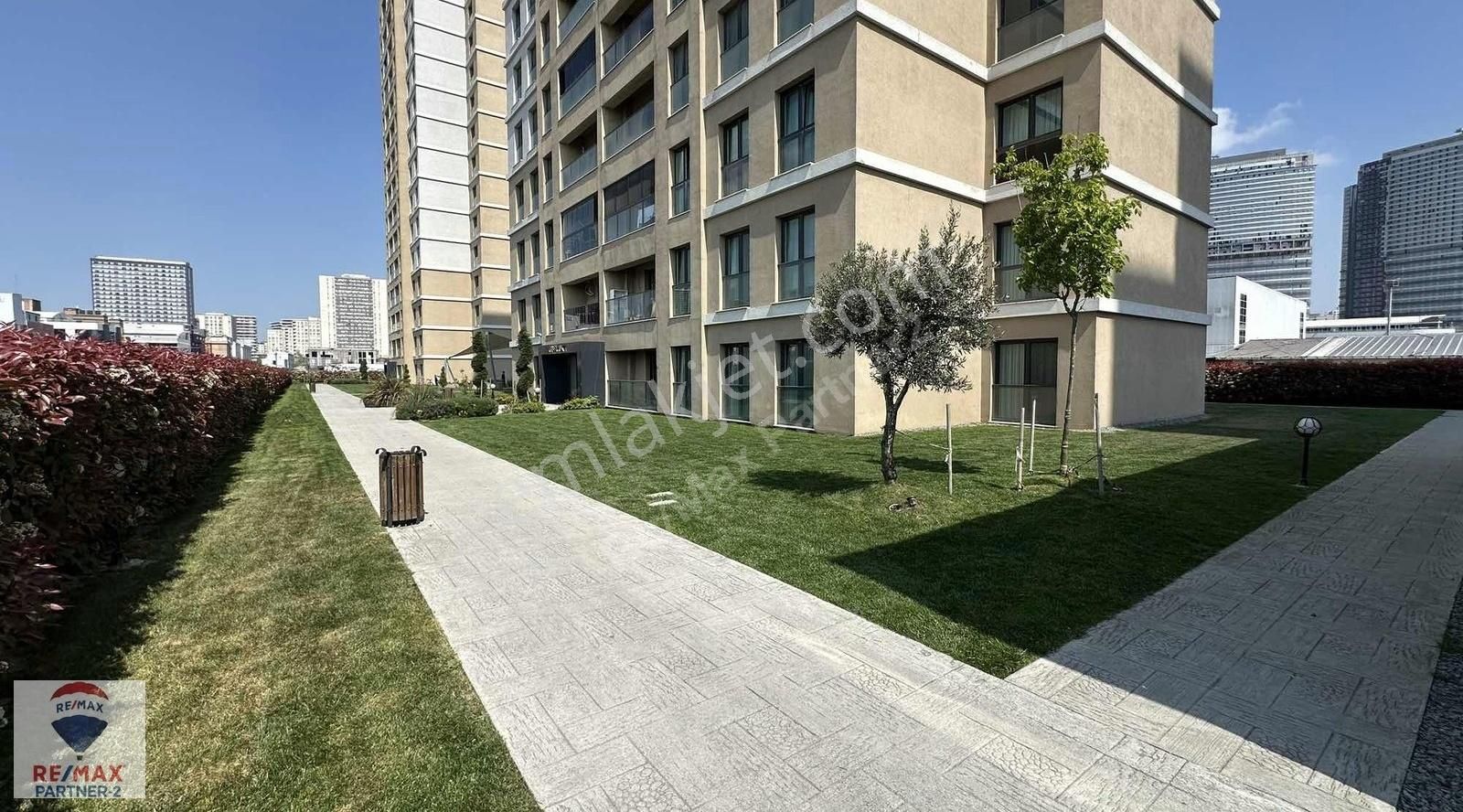 Onur Park Life Sitesinde Kapalı Mutfak 2 + 1 Kiralık Daire