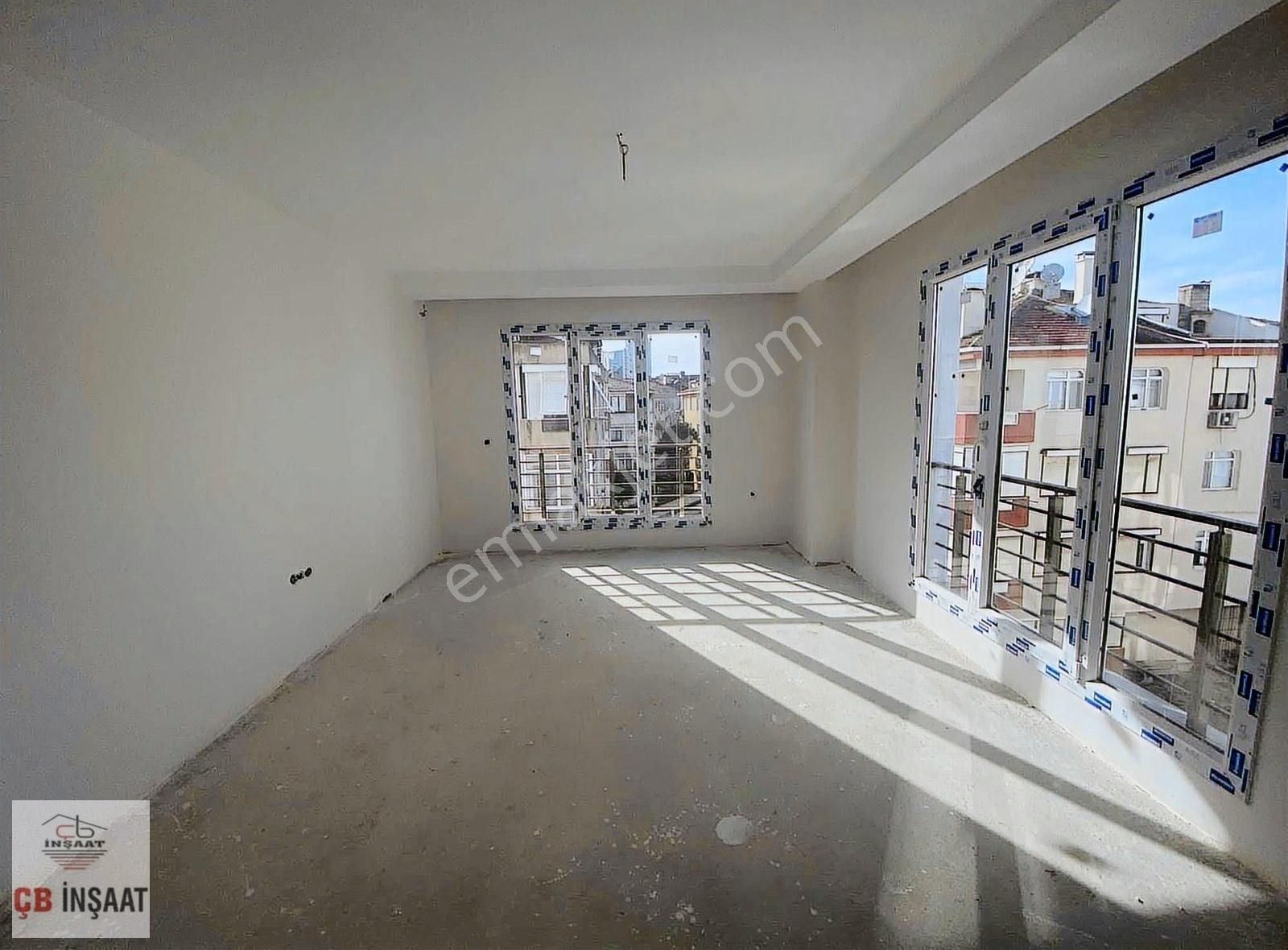 Çb'den Fatih Mah'de 2+1 75m2 Otoparklı Sahile Yakın Sıfır Arakat