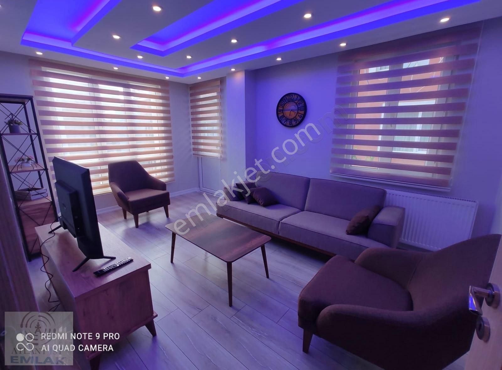 Yatırımlık Kayışdağı Dörtyolda Çift Girişli 4+2 Eşyalı İskanlı