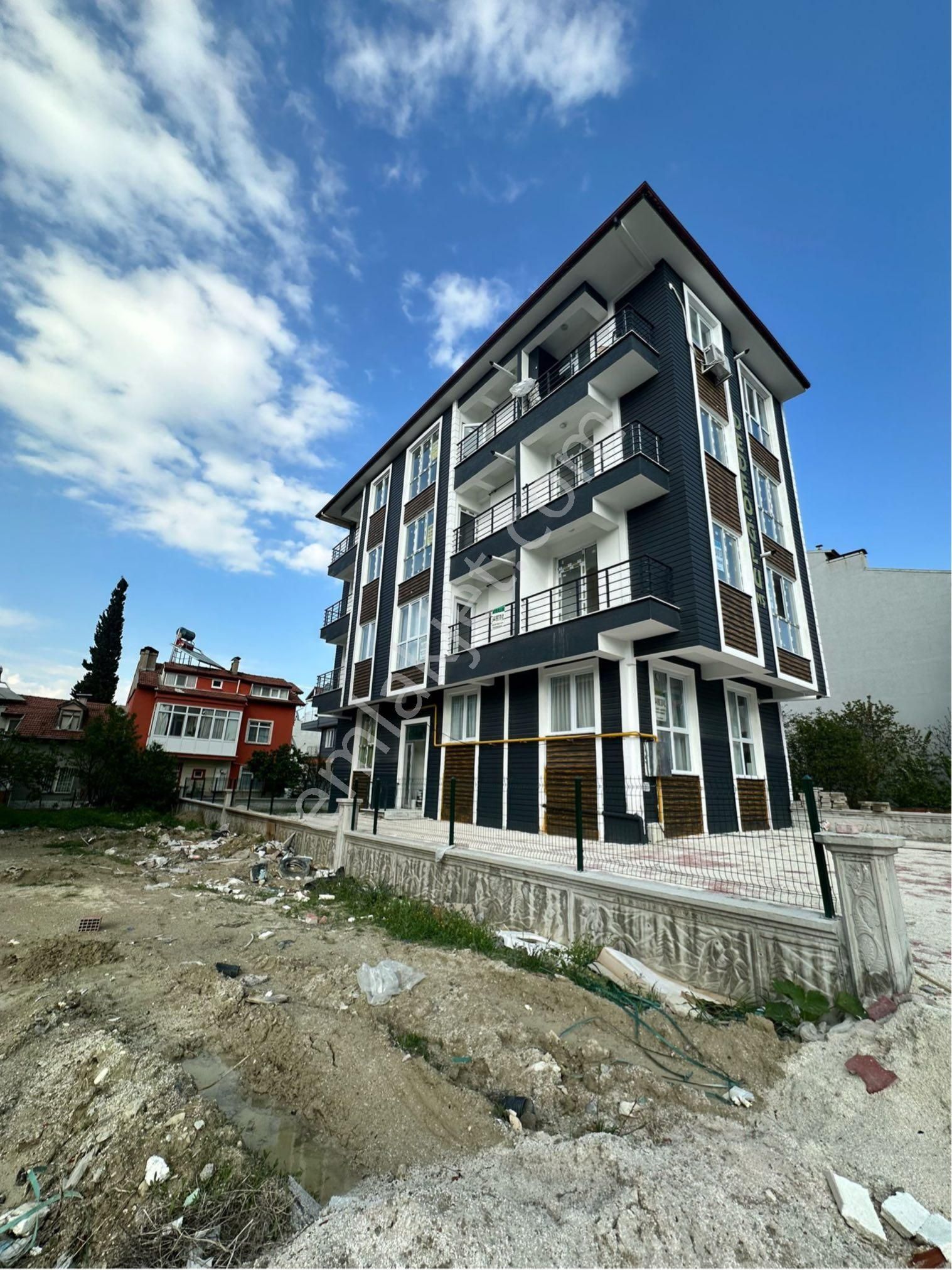 Arslanbey Emlaktan Kiralık Eşyalı Apart