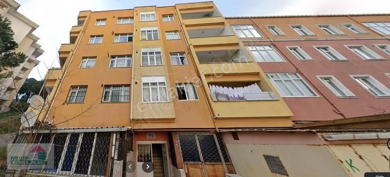 Necip Emlaktan Satılık Arsa Tapulu 3+1 Daire