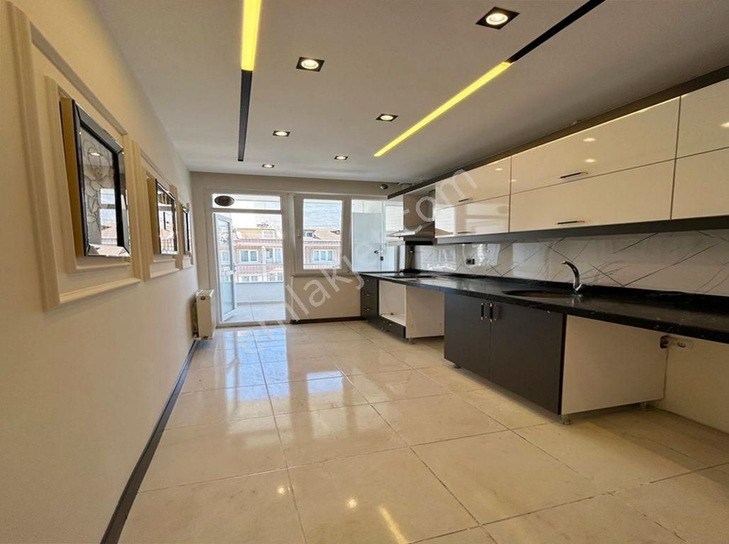 Başkent Yapı'dan Kapalı Otoparklı Full Dizayn 3+1 Ara Kat