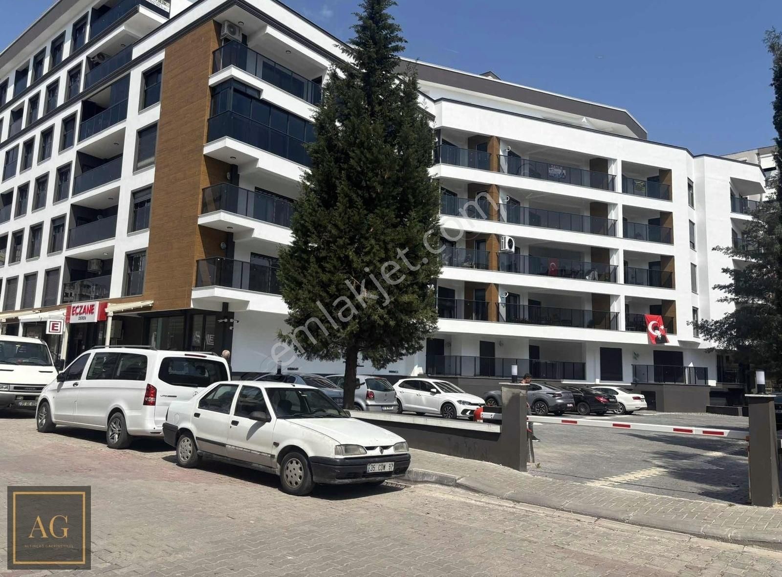 İzmir Karşıyaka Bostanlı Kiralık Sıfır 3+1