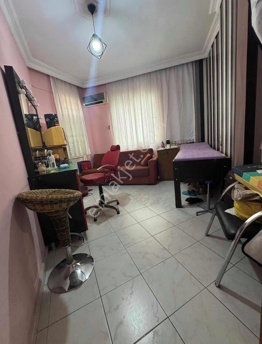 Merkezde Adliye Civarı Satılık 3+1 Daire