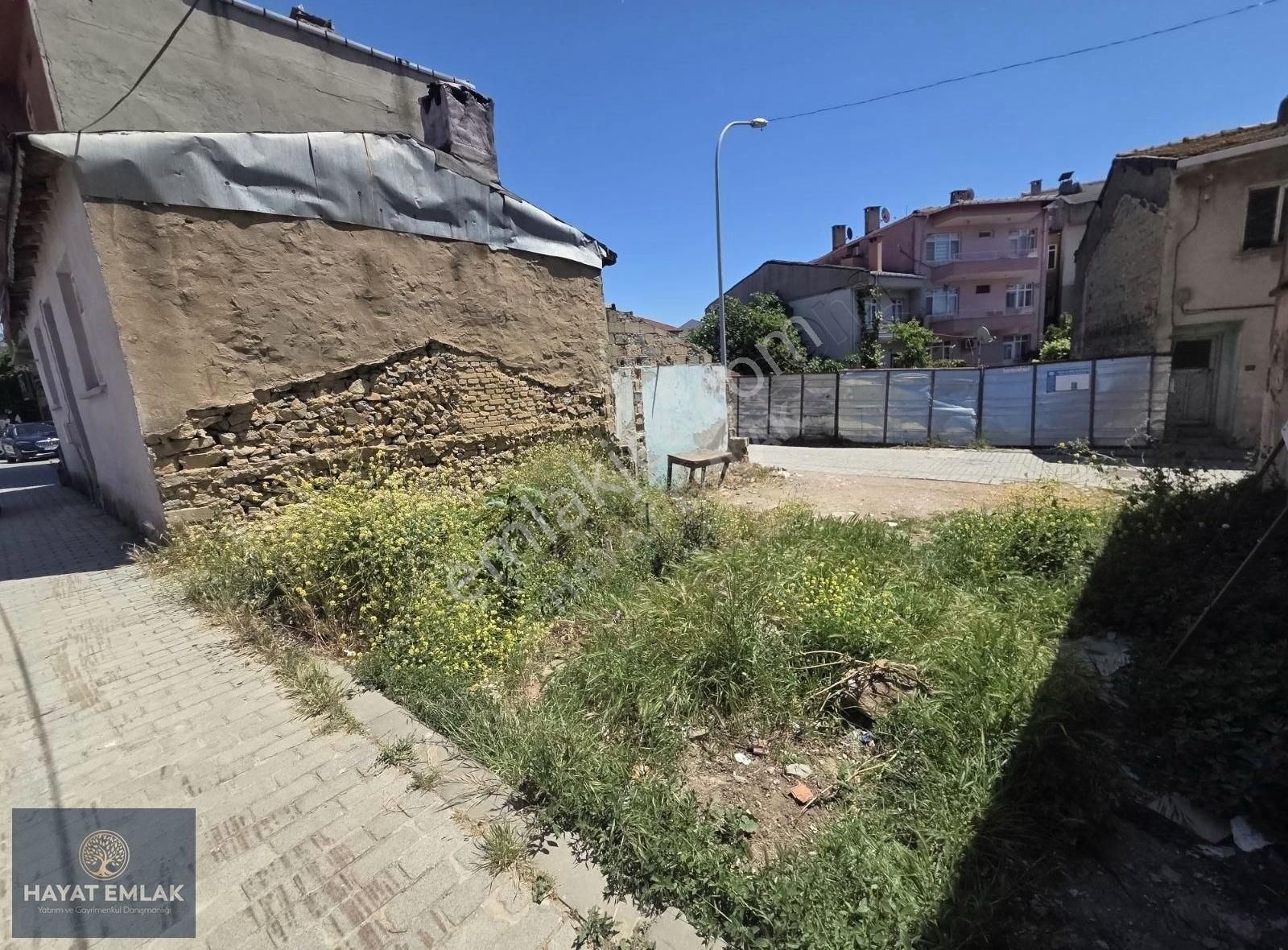 Tuzla Sahilde Projesi Hazır Ruhsatlı Fırsat Arsa