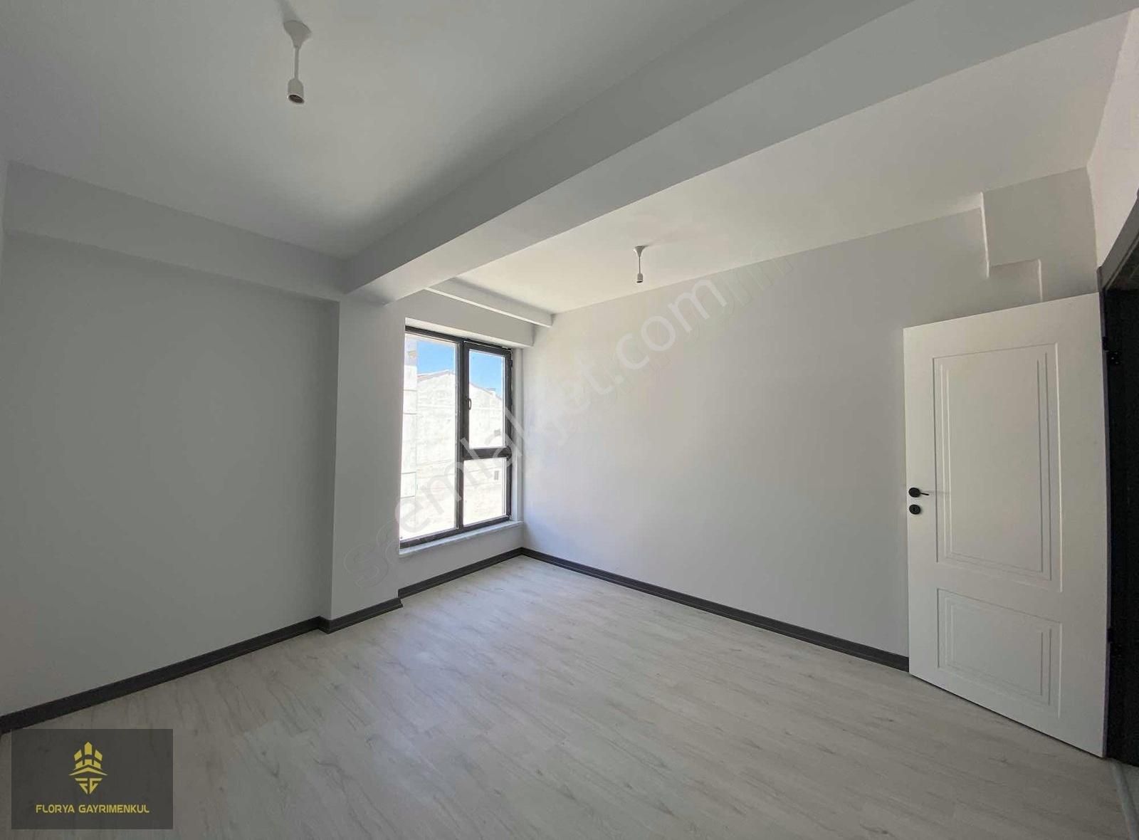 Şirintepe Mahallesi Yayla Caddesi Yakını Köşe Ferah 2+1 Daire