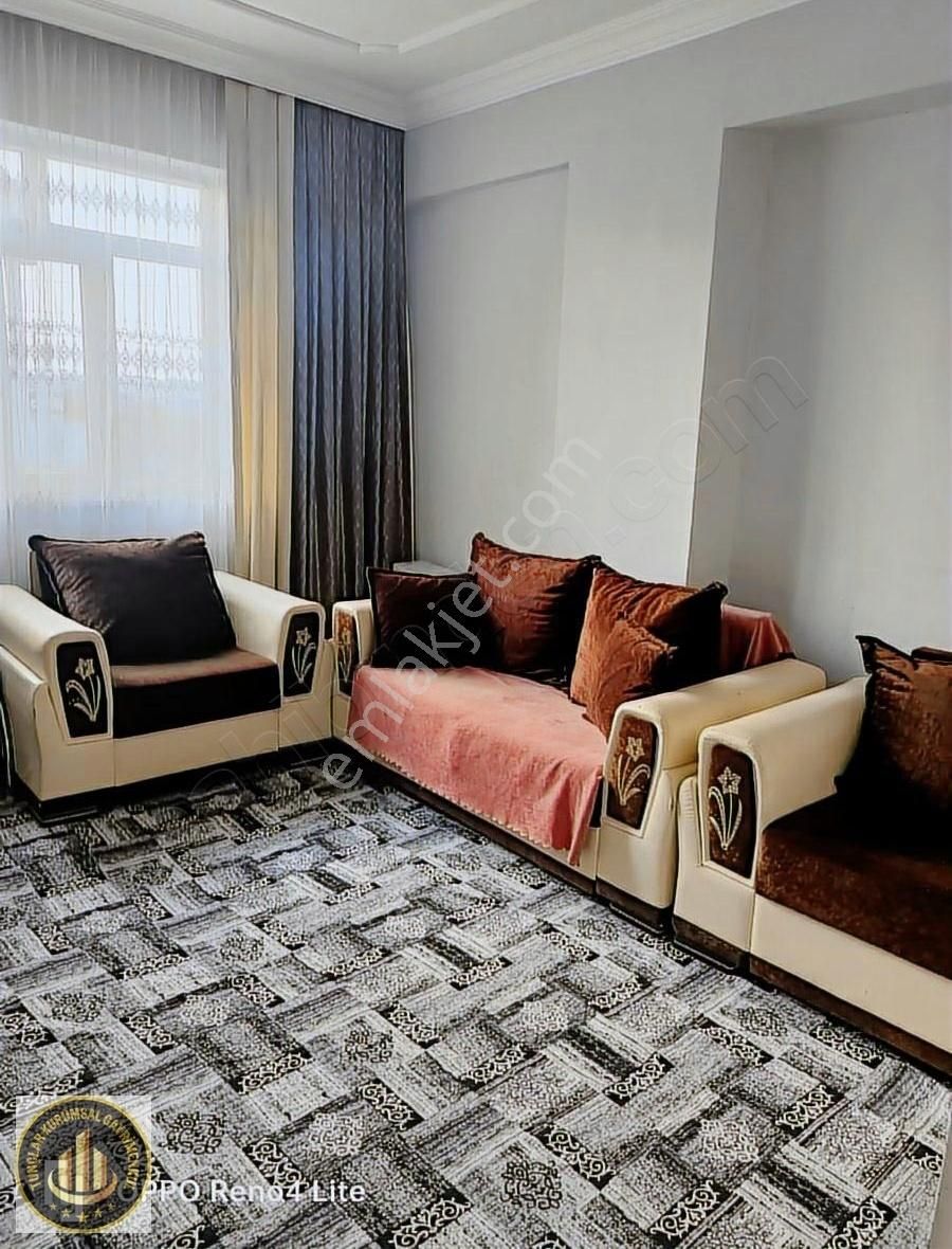 Kuruçeşme Cadde Üstü Acil Satılık 2+1 Daire