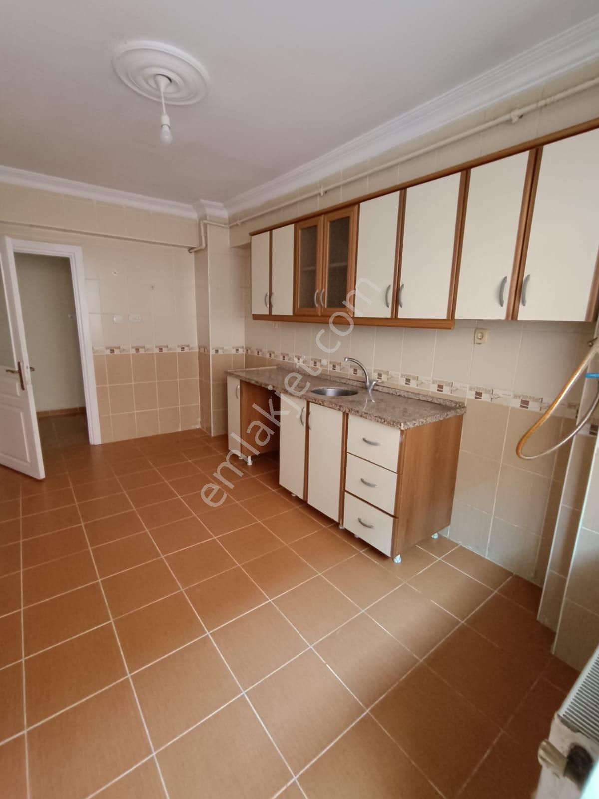 Nusratiye Mah. 3+1/140m2 Satılık Daire!!!