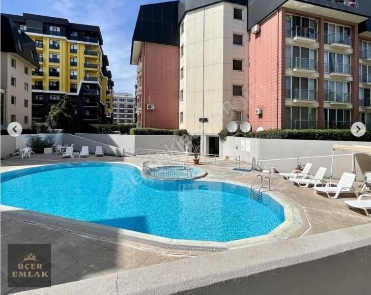 Üçer Emlak'tan Kuterkentte Havuzlu 75 M2 Acill Satılık 1+1 Daire