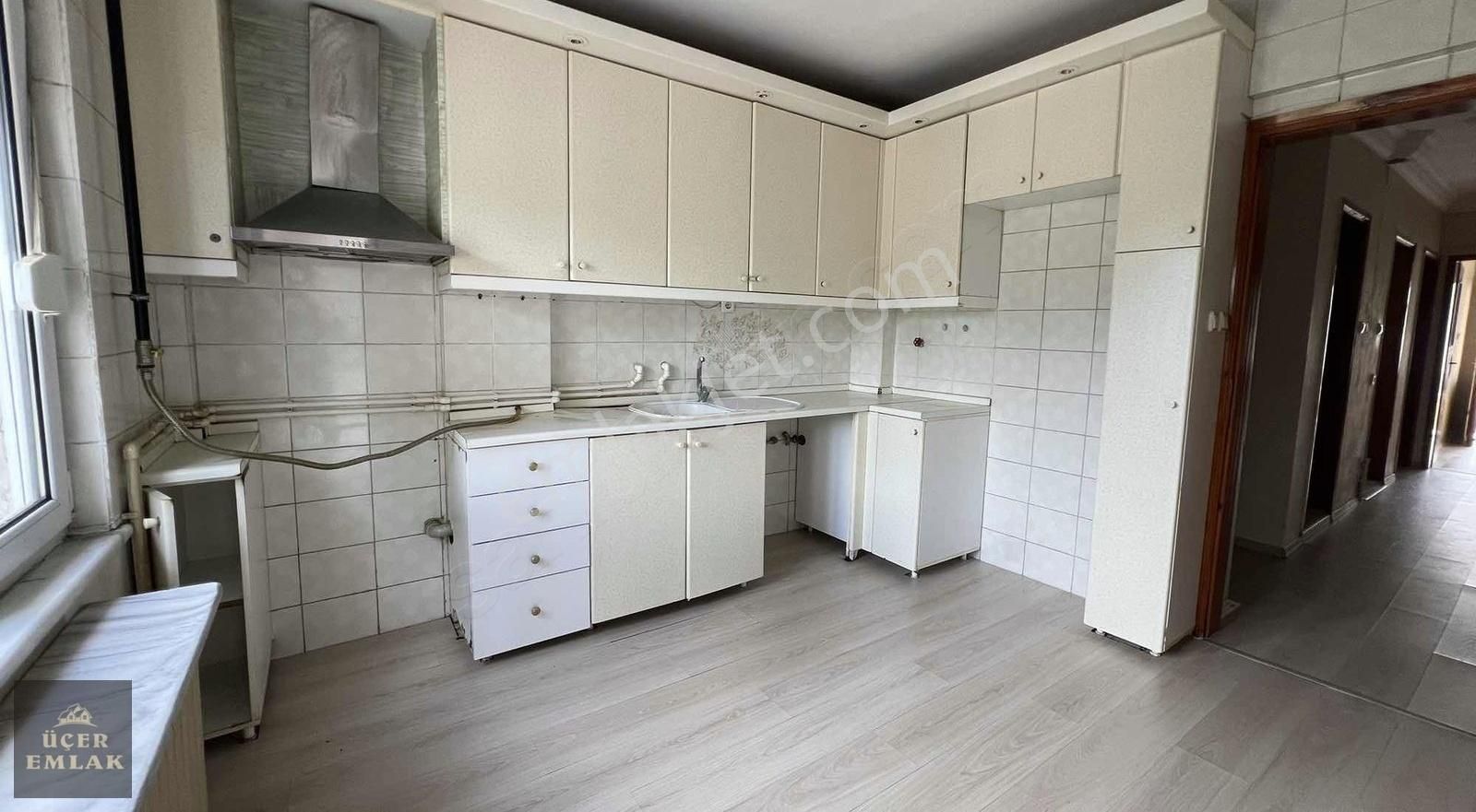 Üçer Emlak Tan Babaeski Kurtuluş Mah. 3+1 110m2 Kiralık Daire