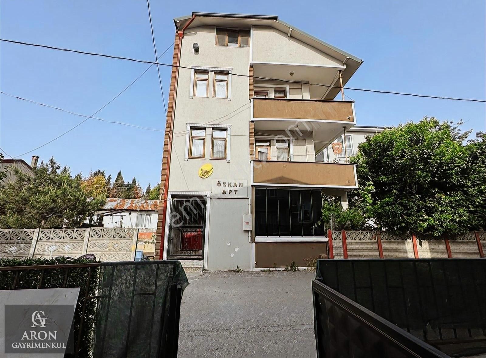 Yeni Stad'ın Yanında 2+1 Balkonlu Çatı Katıkiralık Daire